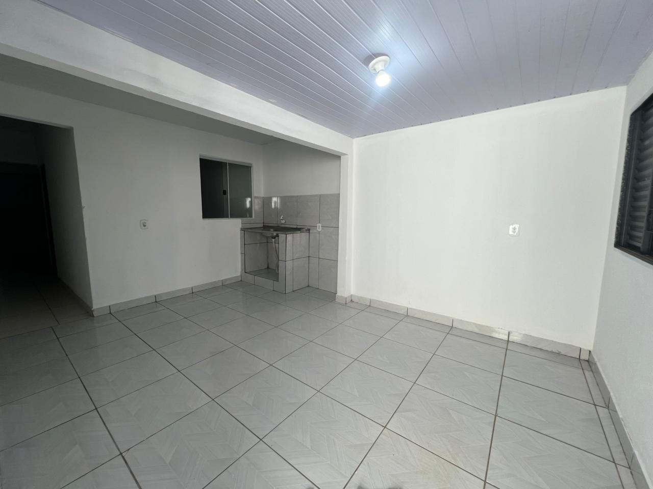 Aluga-se Casa no Bairro Rio Verde em Lucas do Rio Verde-MT