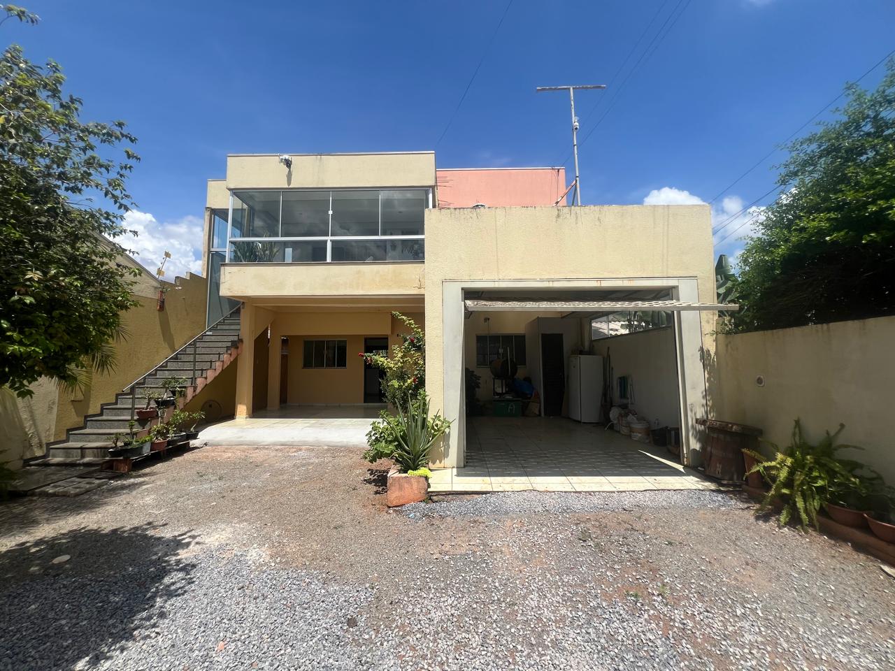 Aluga-se Casa no bairro Parque das Araras em Lucas do Rio Verde-MT