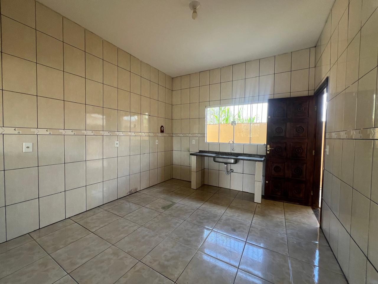 Aluga-se Casa no bairro Parque das Araras em Lucas do Rio Verde-MT