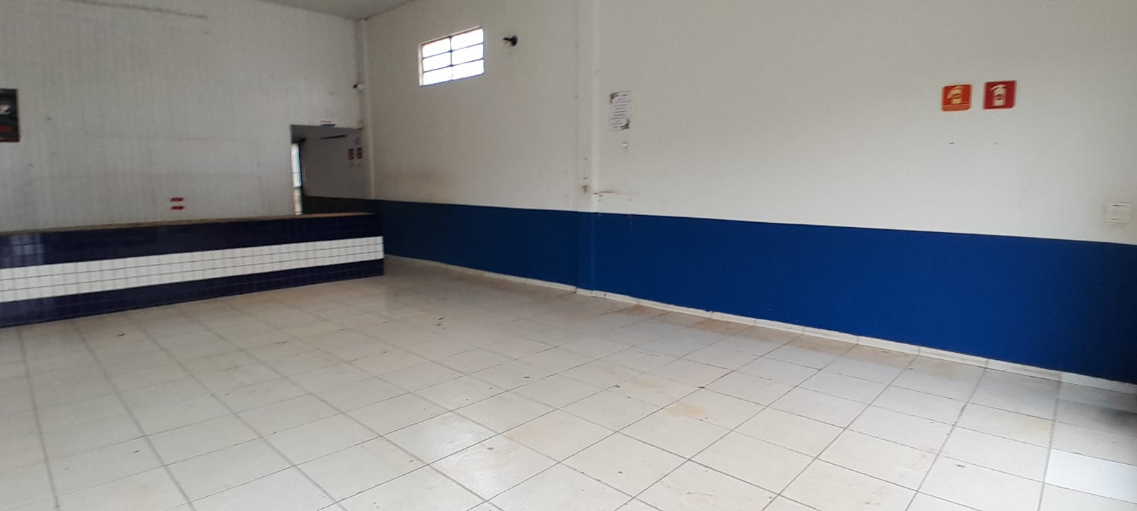 Aluga-se Barracão no Bairro Loteamento Industrial I em Lucas do Rio Verde-MT