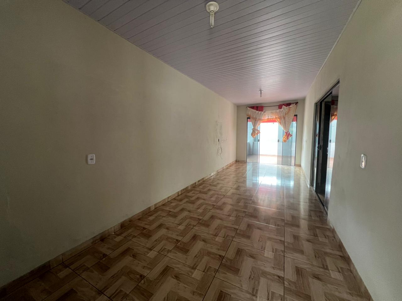 Aluga-se casa no bairro Jardim Primavera em Lucas do Rio Verde!