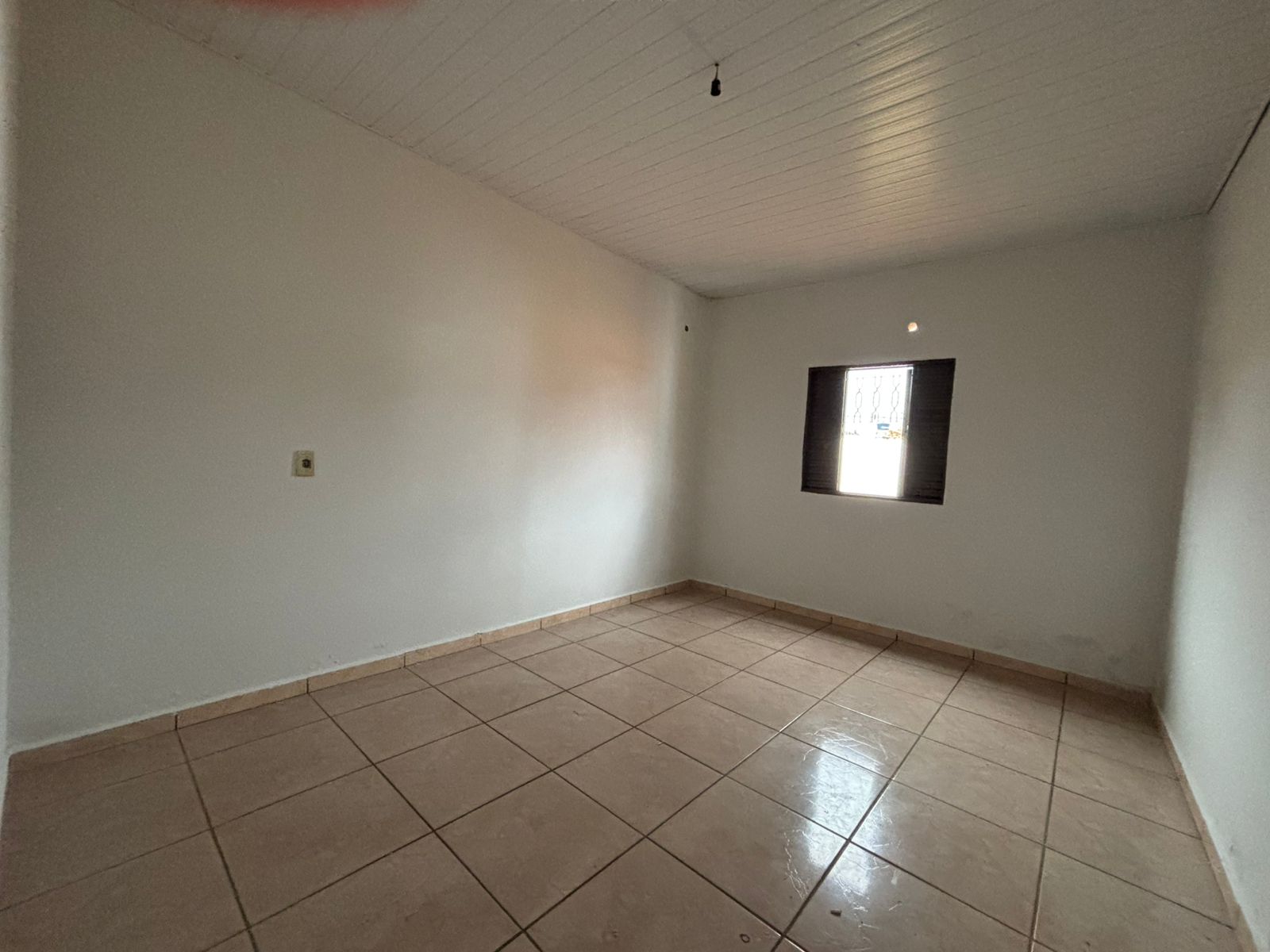 Aluga-se Casa no Bairro Jardim Amazônia em Lucas do Rio Verde - MT!