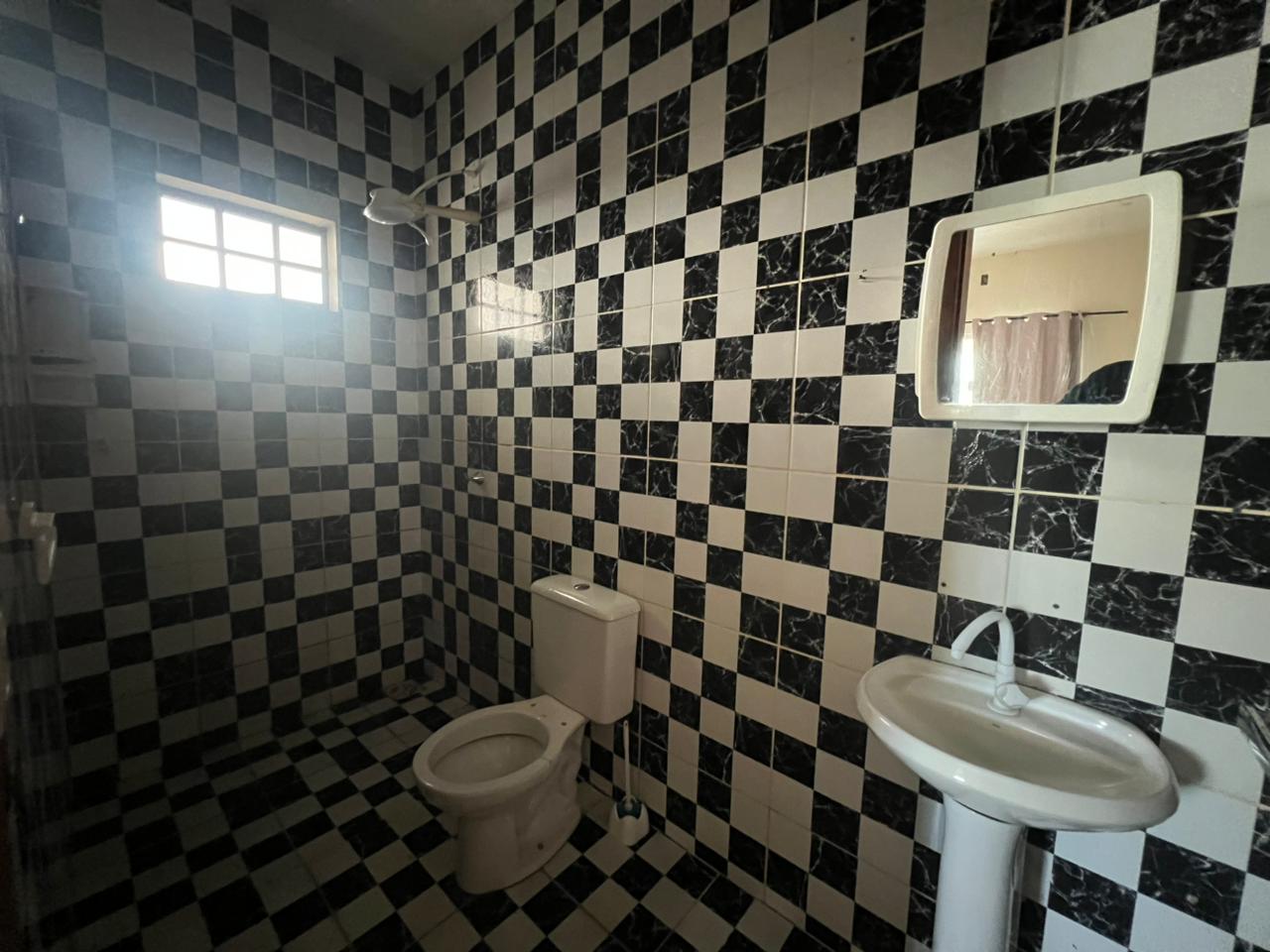 Aluga-se Casa no bairro Jardim Europa em Lucas do Rio Verde-MT