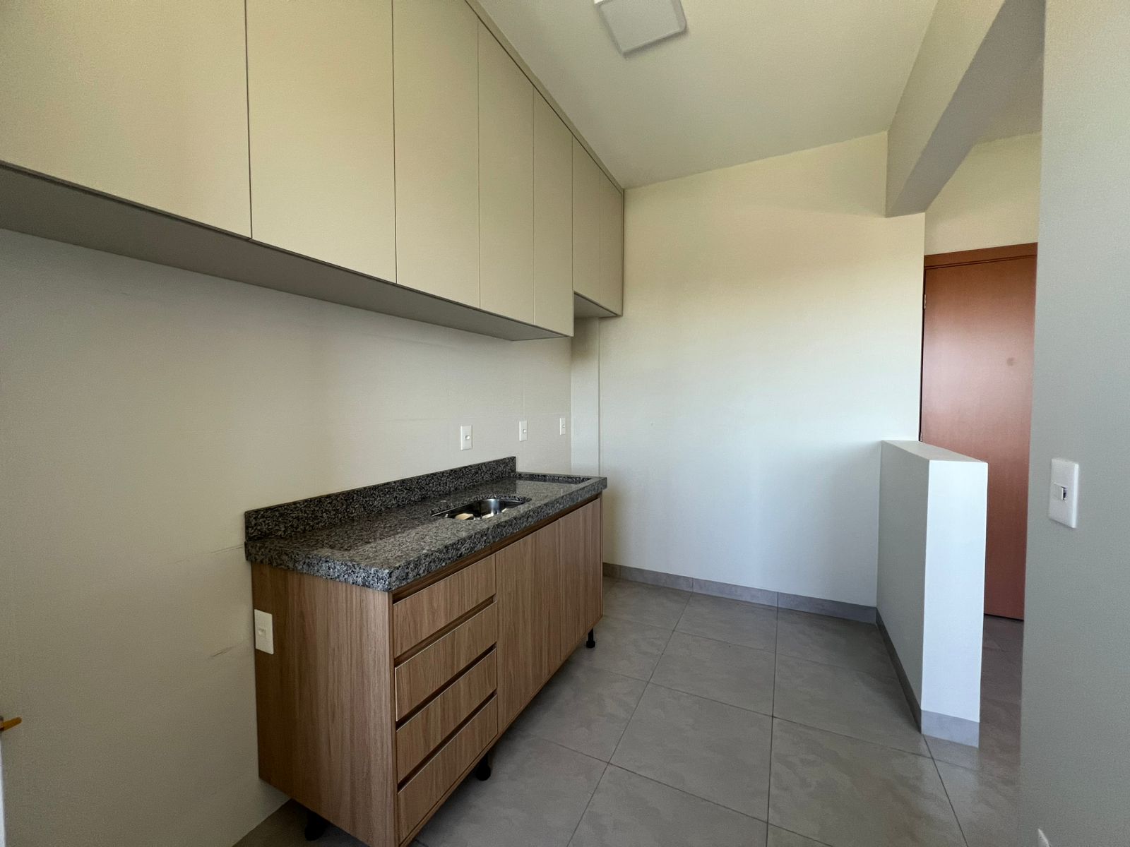 Aluga-se apartamento no Residencial Europa!