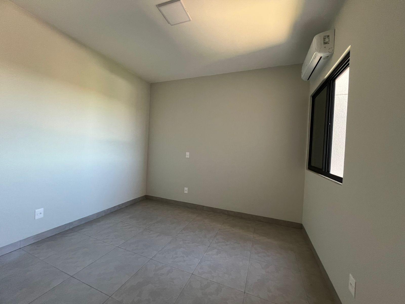 Aluga-se apartamento no Residencial Europa!