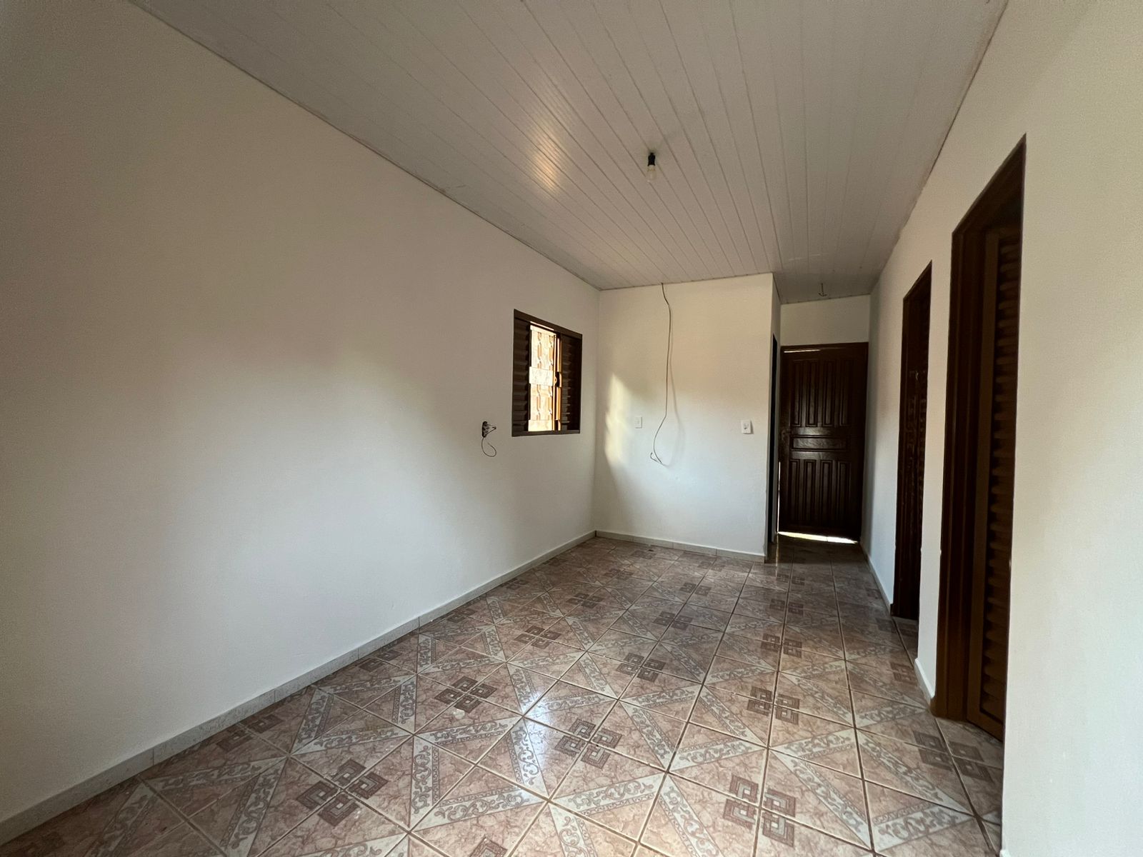 Aluga-se casa no bairro Jardim Primavera em Lucas do Rio Verde!