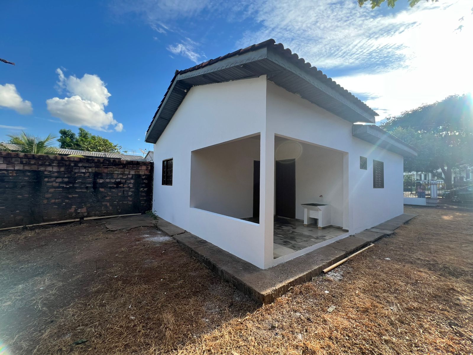 Aluga-se casa no bairro Jardim Primavera em Lucas do Rio Verde!
