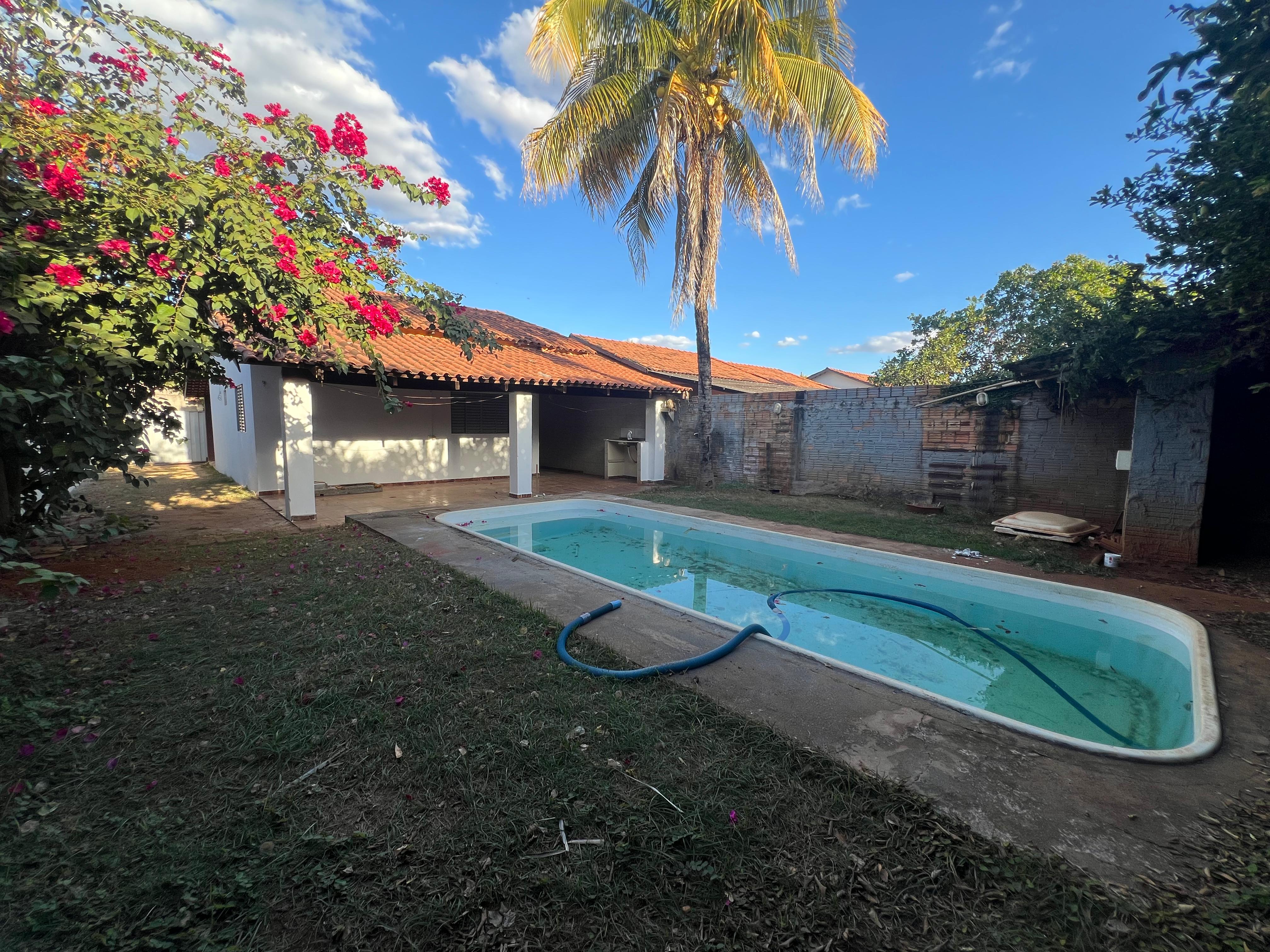 Aluga-se casa no Bairro Jardim Primavera em Lucas do Rio Verde - MT!