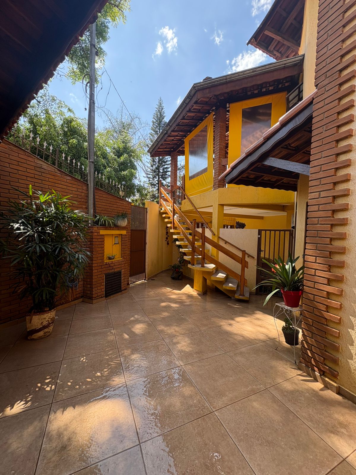 Casa Em Ótimo Estado a Venda - Cidade Ademar