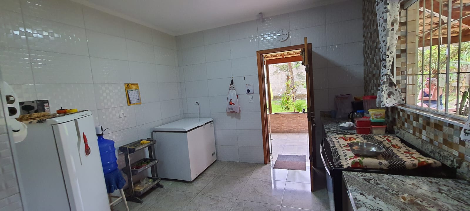 VENDE-SE CHÁCARA EM PERUÍBE 
