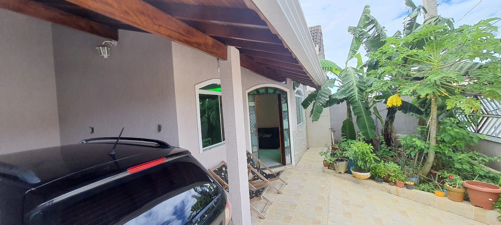 VENDE-SE CASAS EM PERUÍBE 
