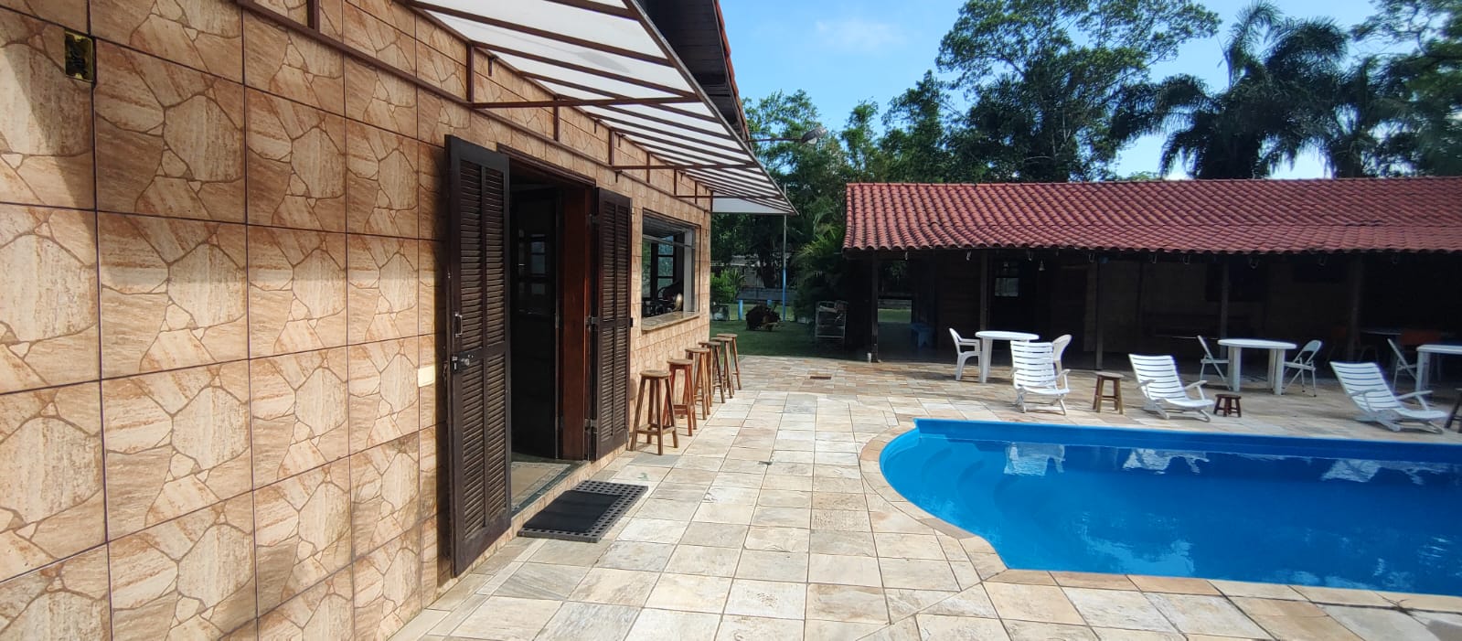 Chácara com 3 dormitórios à venda, 15000 m² por R$ 790.000,00 - Chácaras Iporanga - Peruíbe/SP