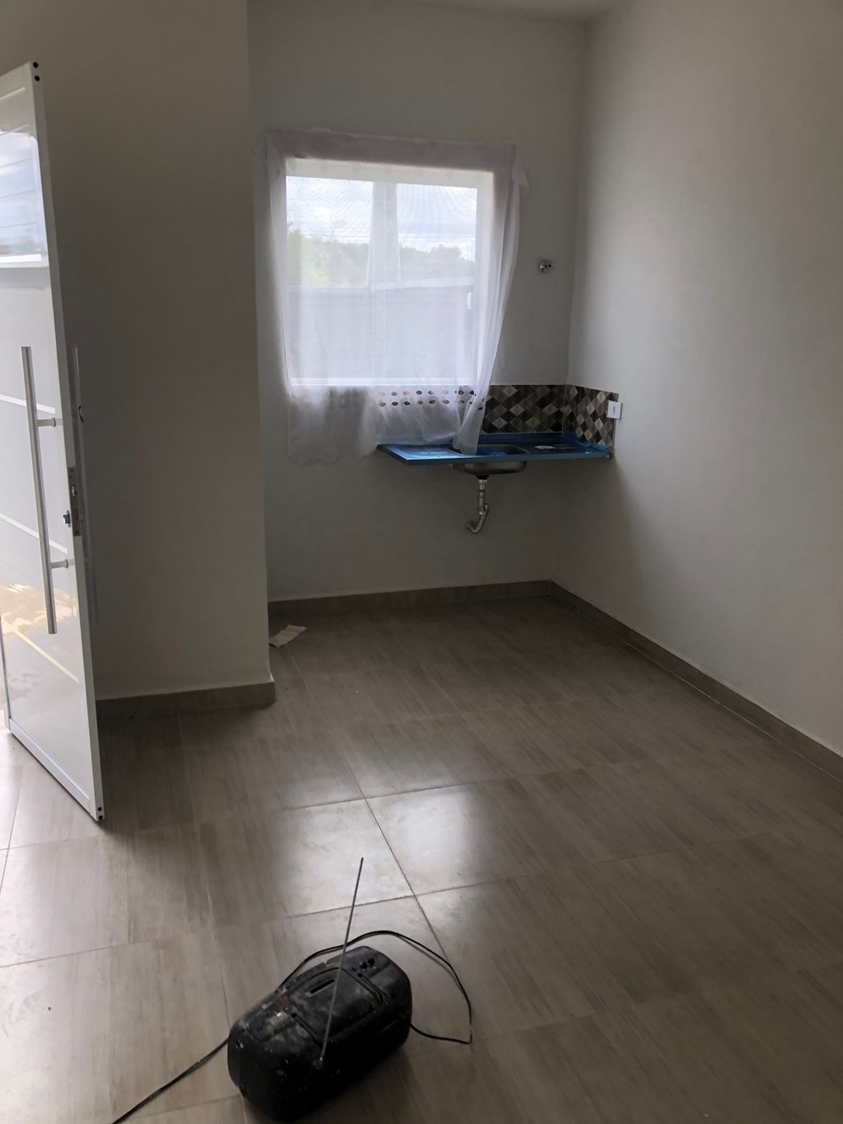 VENDE-SE CASA EM PERUÍBE - SP 
