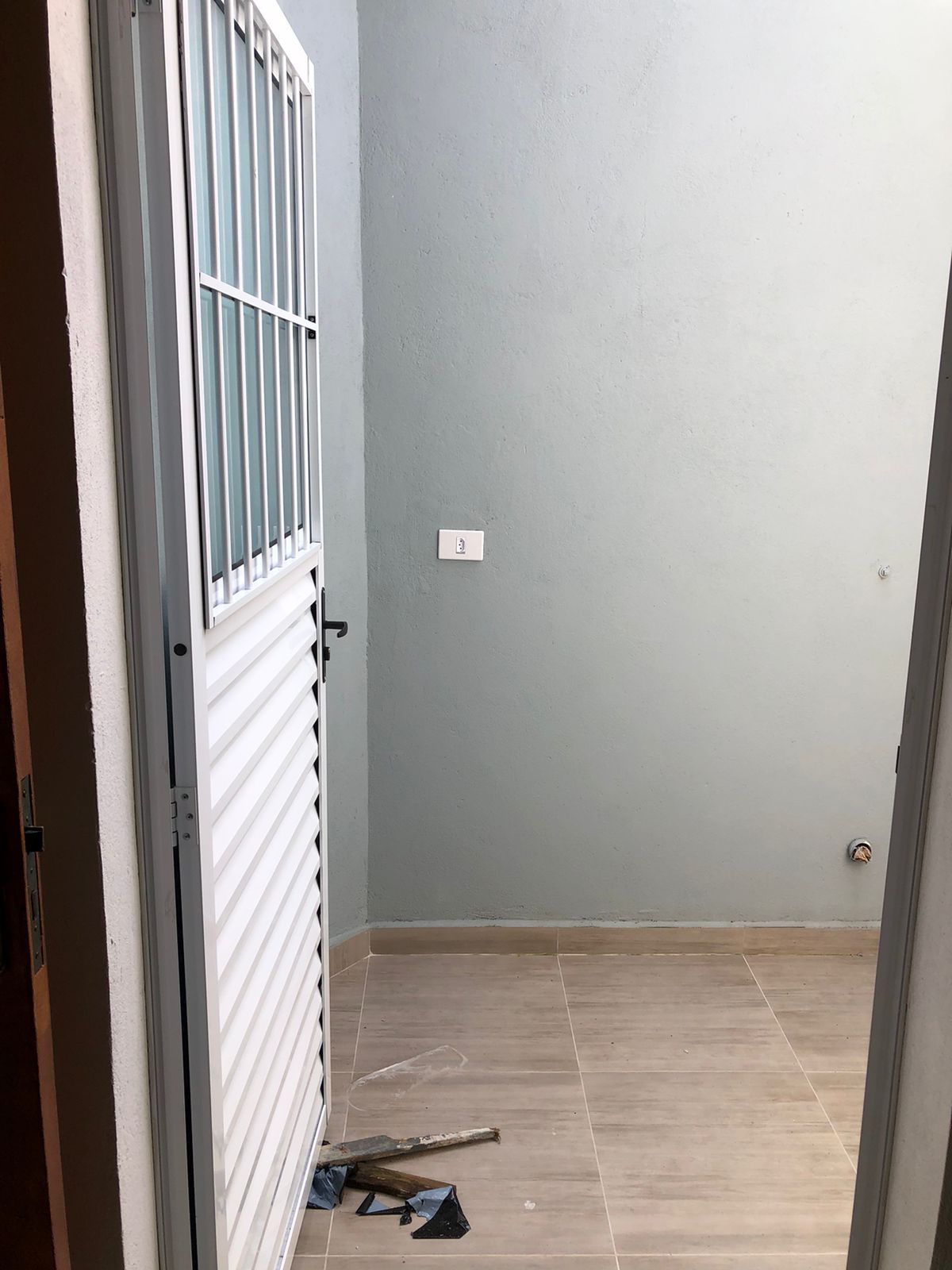 VENDE-SE CASA EM PERUÍBE - SP 