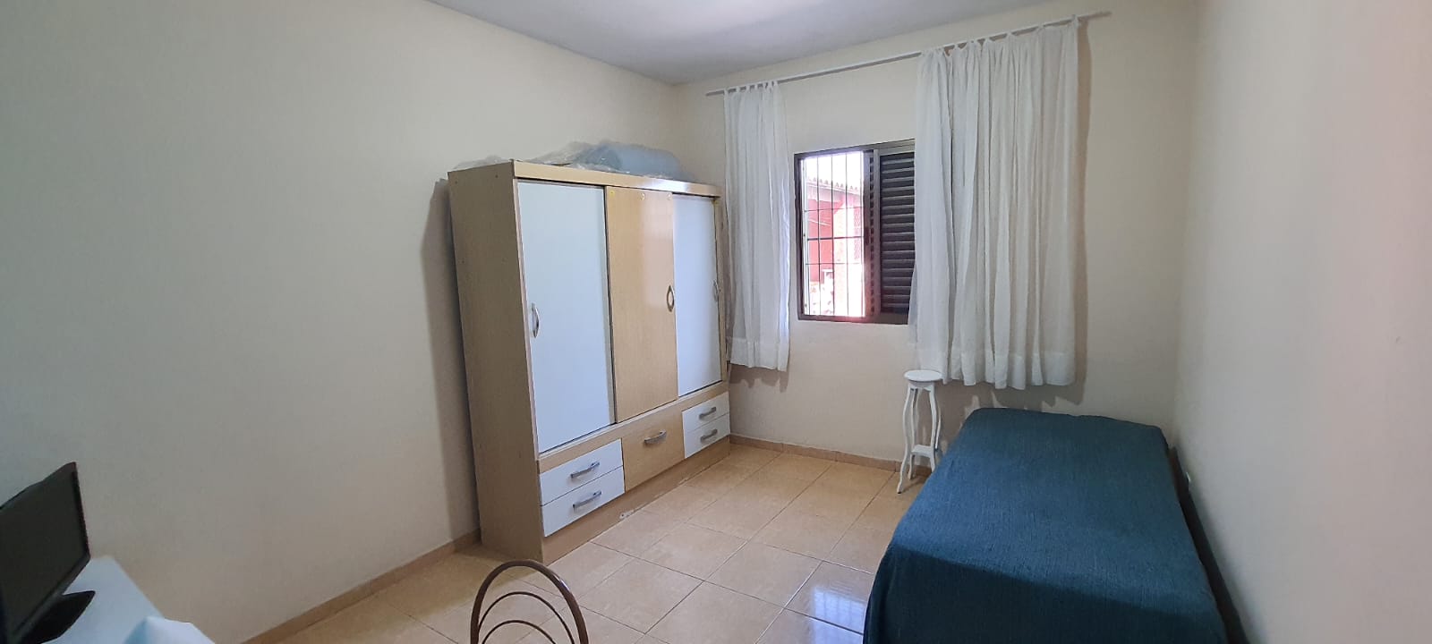 VENDE-SE CASA EM PERUÍBE 