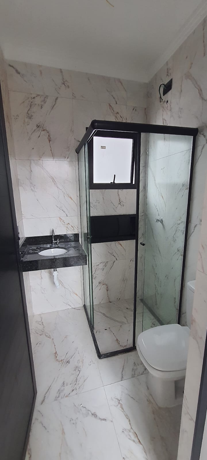 VENDE-SE LOFT/ CASA COM PSICINA 400 M DA PRAIA EM PERUÍBE