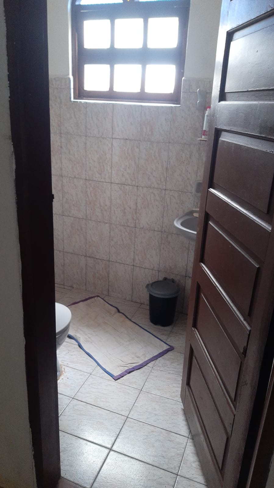 CHÁCARA COM PISCINA EM PERUÍBE PRA TEMPORADA 