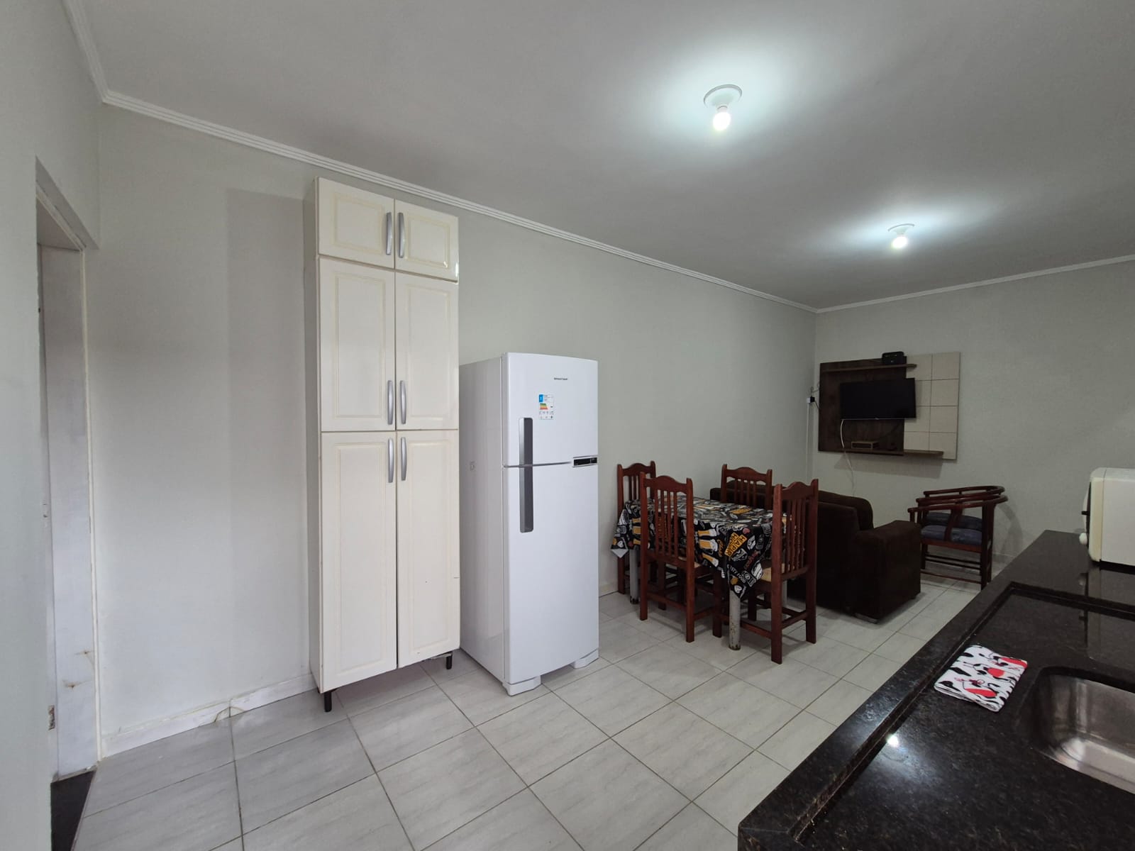 CASA PARA TEMPORADA PRÓXIMA AO MAR EM PERUÍBE