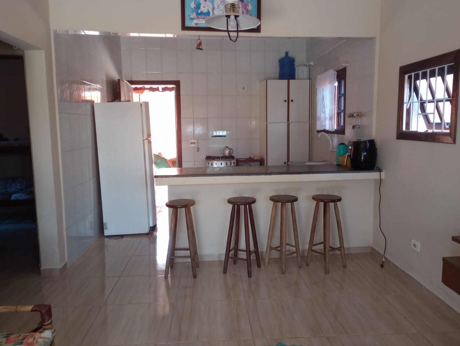 VENDE-SE LINDA CASA EM PERUÍBE