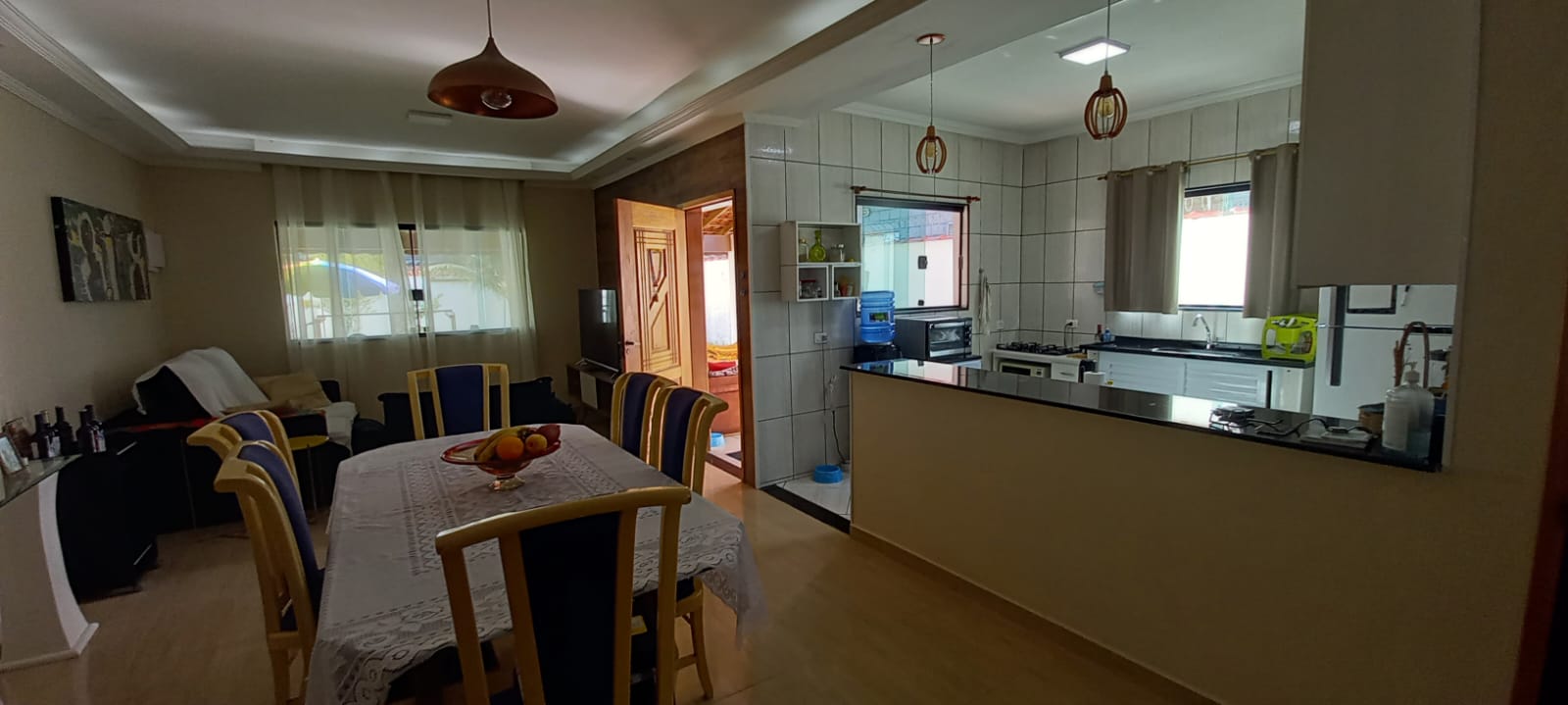 CASA A VENDA EM PERUÍBE A 800 M DA PRAIA