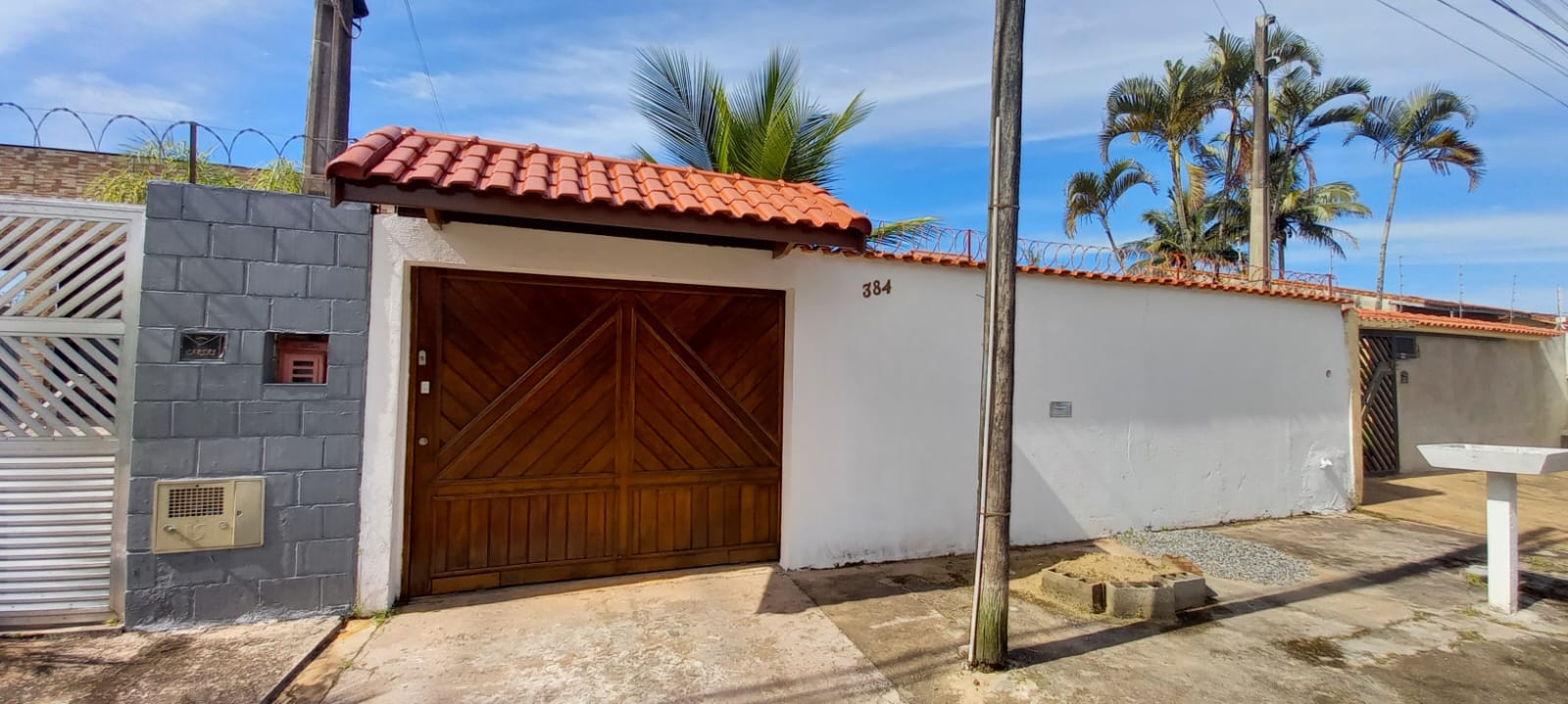 CASA A VENDA EM PERUÍBE A 800 M DA PRAIA