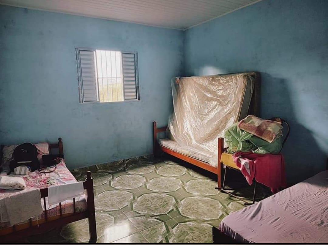 VENDE-SE CASA EM PERUÍBE BAIRRO VILA ERMINDA