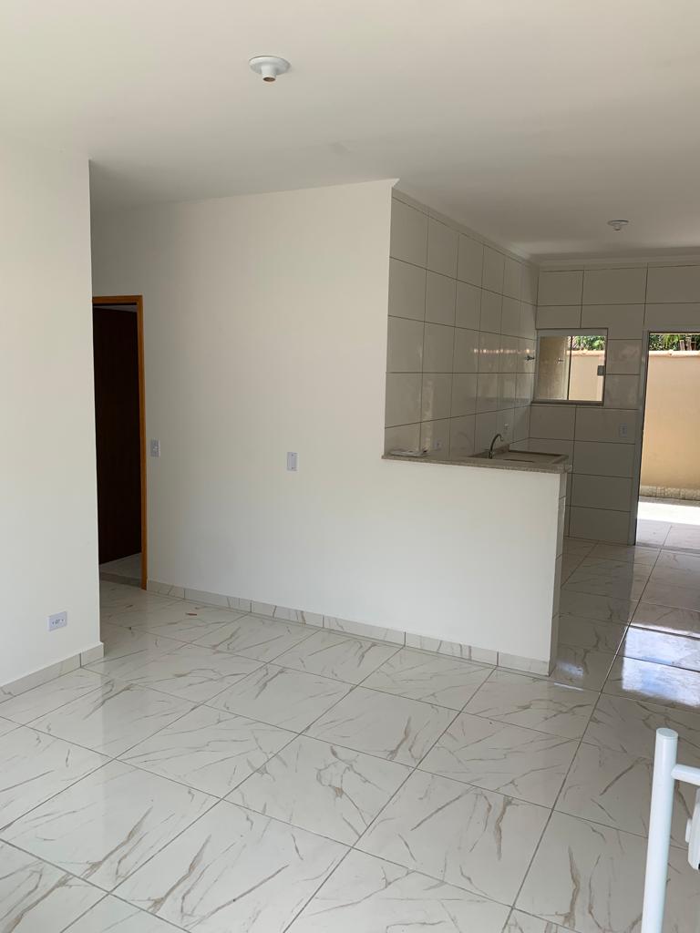 VENDE-SE CASAS EM CONDOMÍNIO EM ITANHAEM 