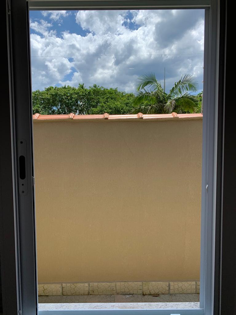 VENDE-SE CASAS EM CONDOMÍNIO EM ITANHAEM 