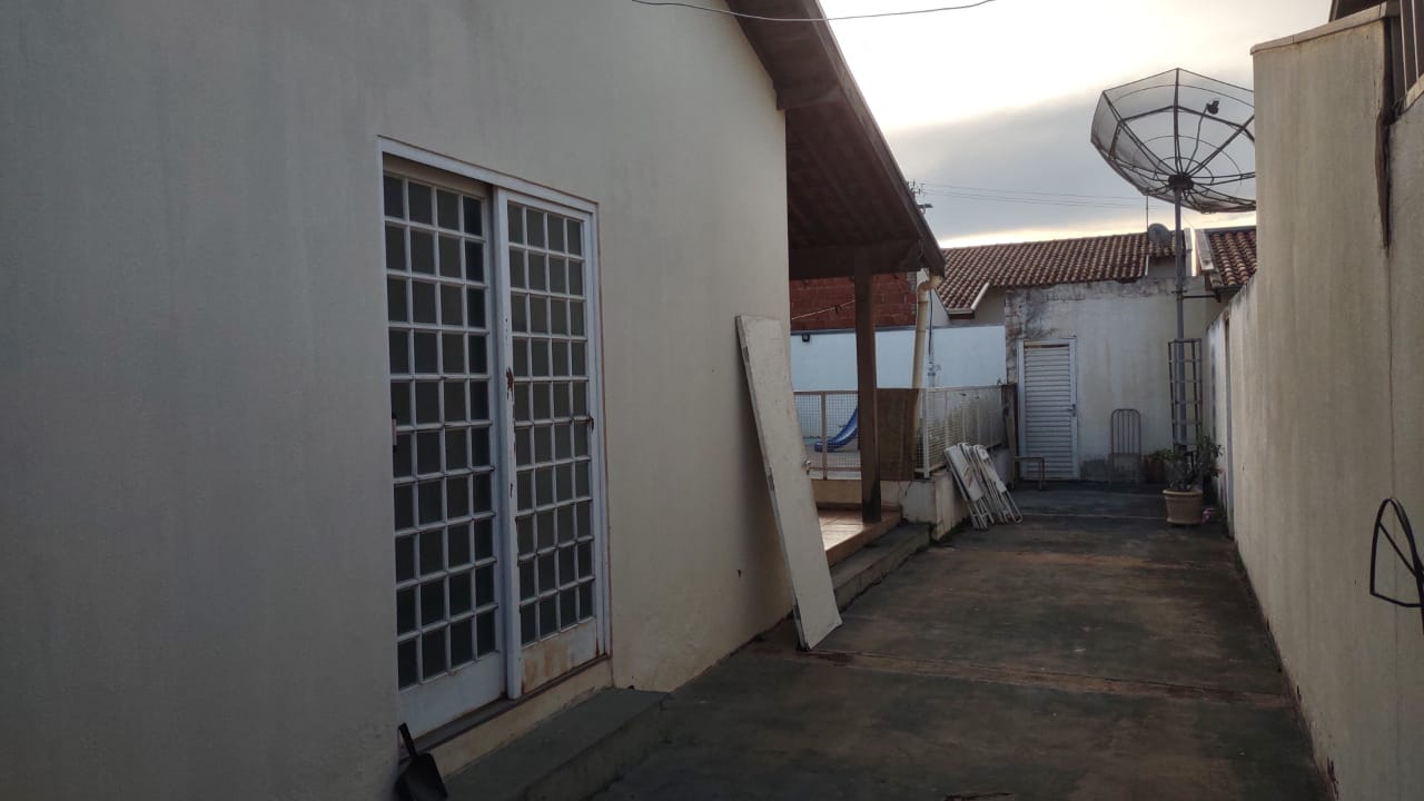 Salão Comercial com Área de Lazer