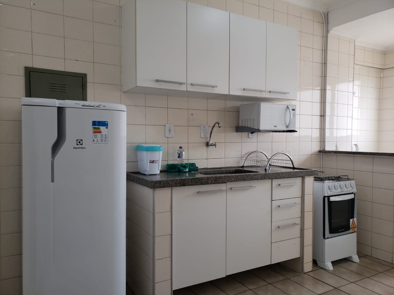 TEMPORADA ATÉ 90 DIAS - APARTAMENTO MOBILIADO NA REDENTORA - EDIFÍCIO MARIA CECÍLIA