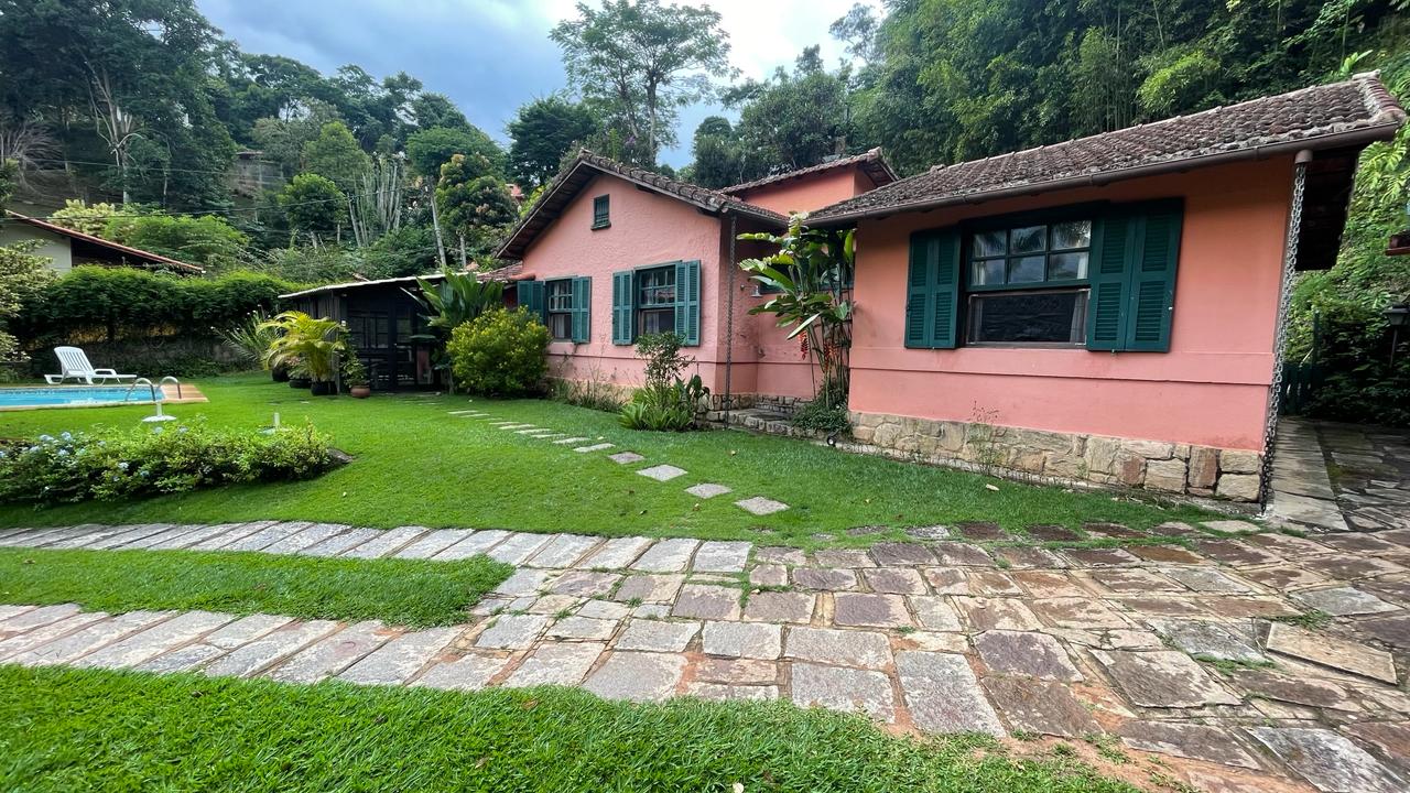 Casa em condomínio - Locação, Itaipava, Petrópolis, RJ