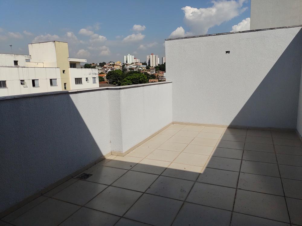 Apartamento à venda com 2 quartos, 63m² - Foto 1