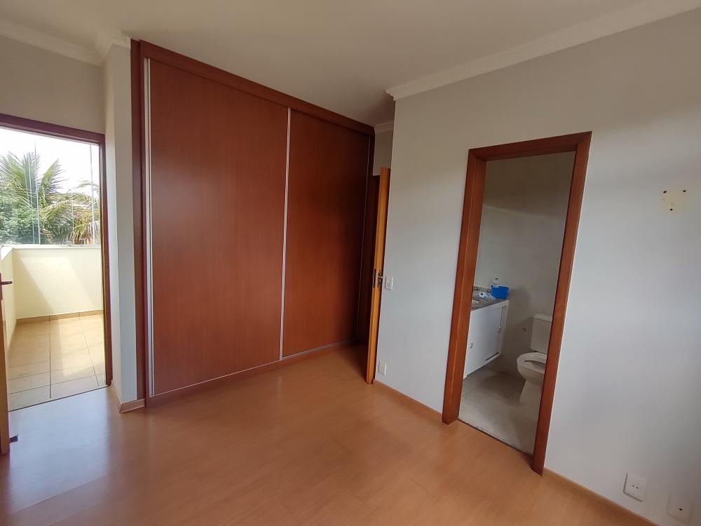 Apartamento à venda com 3 quartos, 80m² - Foto 4