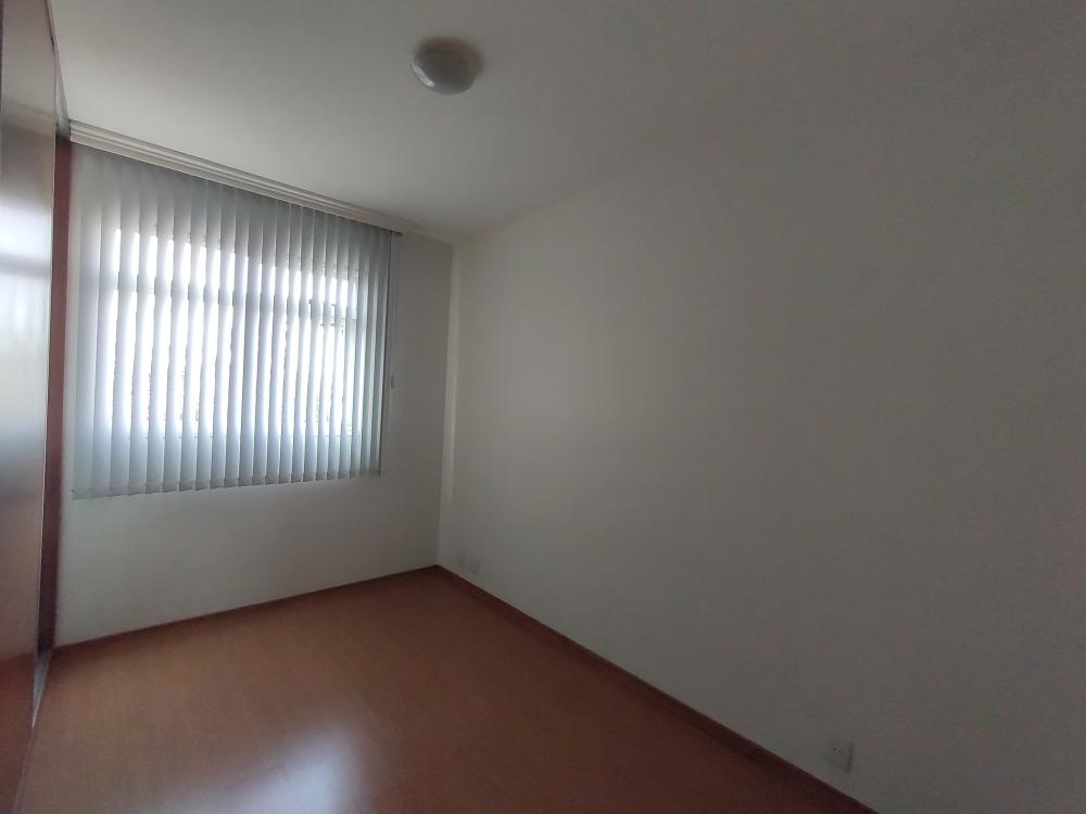 Apartamento à venda com 3 quartos, 80m² - Foto 13