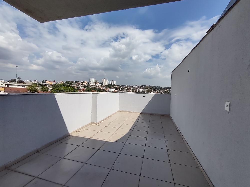 Apartamento à venda com 2 quartos, 63m² - Foto 2