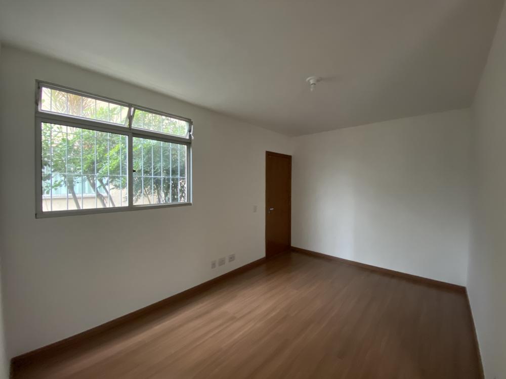 Apartamento à venda com 2 quartos, 48m² - Foto 3