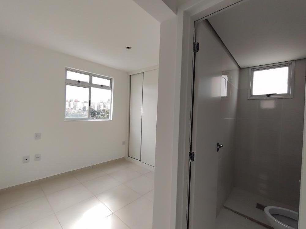 Apartamento à venda com 3 quartos, 62m² - Foto 13