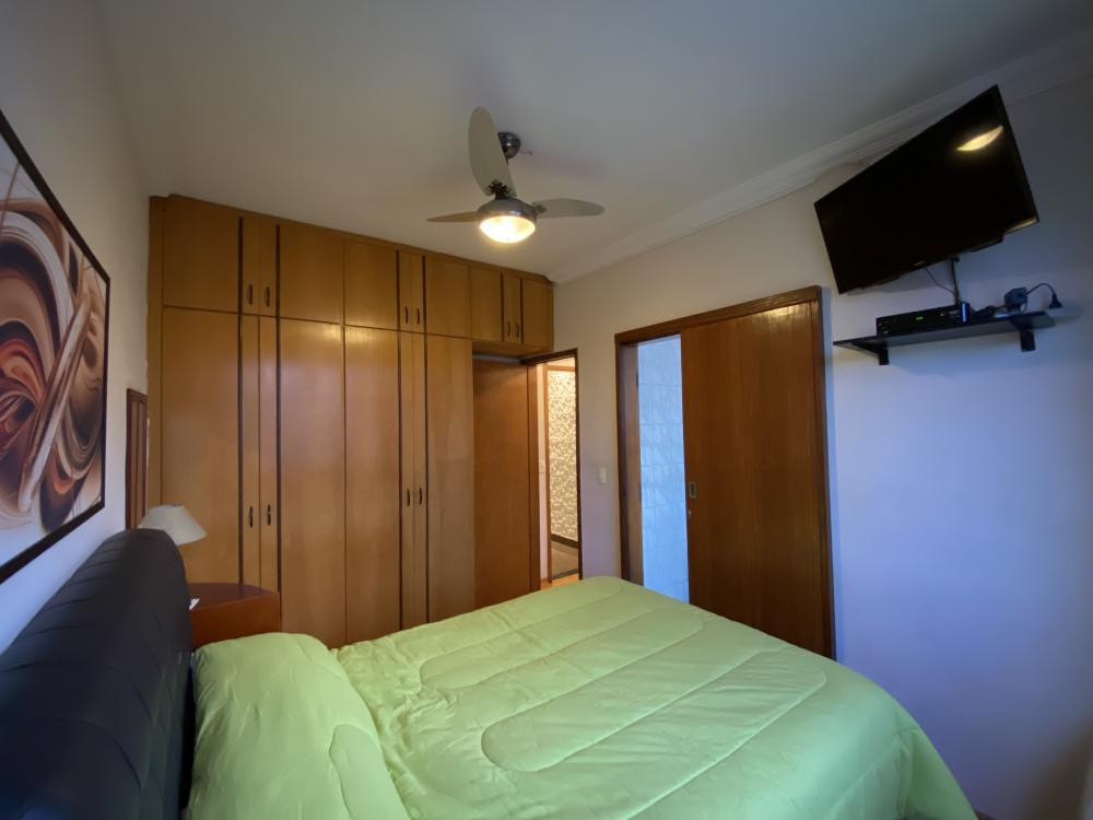 Apartamento à venda com 3 quartos, 149m² - Foto 11