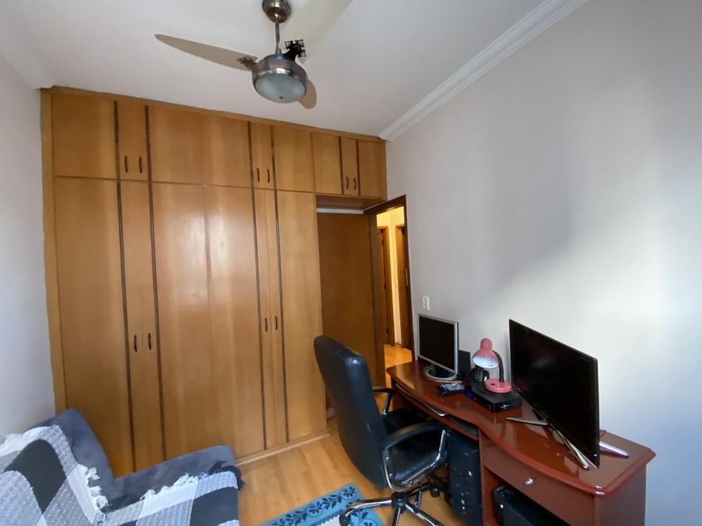 Apartamento à venda com 3 quartos, 149m² - Foto 17