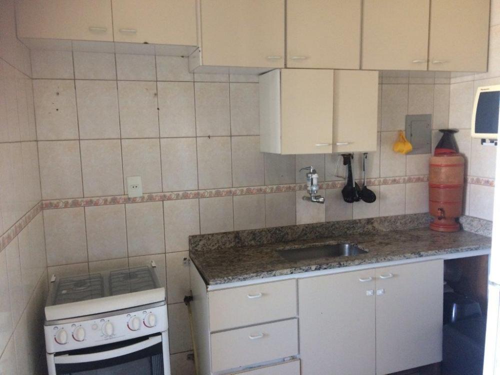 Apartamento à venda com 3 quartos, 65m² - Foto 4