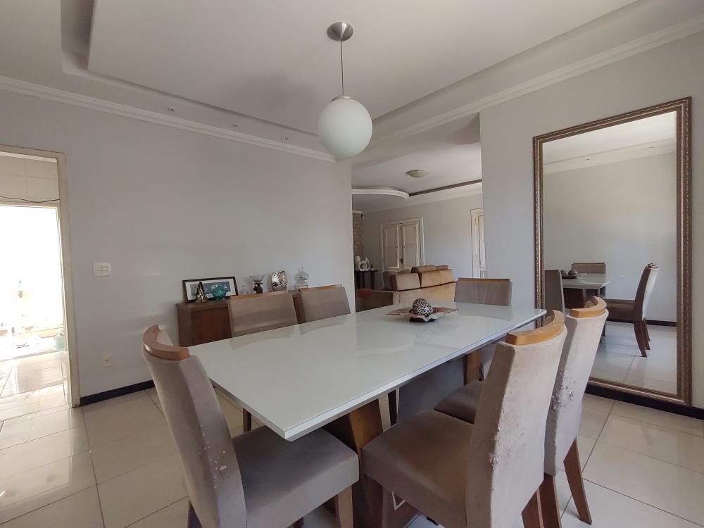 Casa à venda com 3 quartos, 200m² - Foto 5