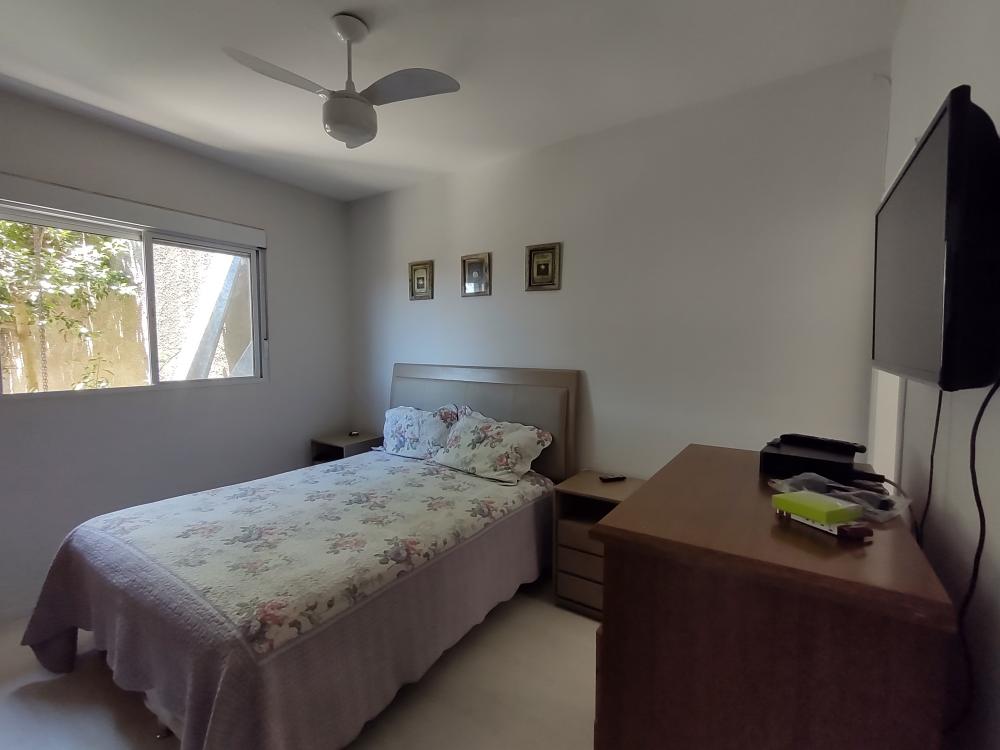 Casa à venda com 3 quartos, 200m² - Foto 15