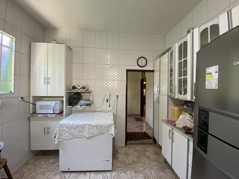 Casa à venda com 3 quartos, 192m² - Foto 13