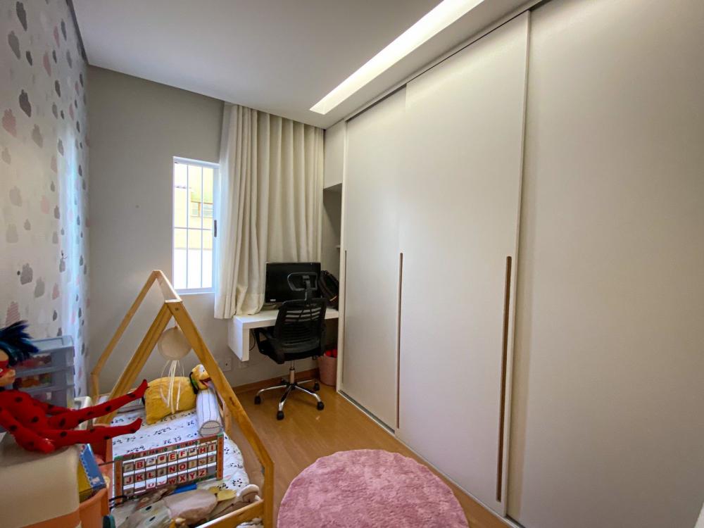 Apartamento à venda com 2 quartos, 100m² - Foto 13