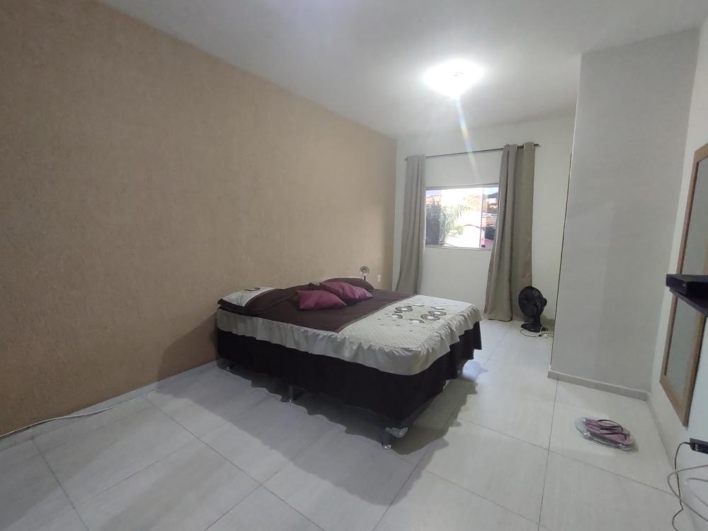 Casa à venda com 3 quartos, 260m² - Foto 18