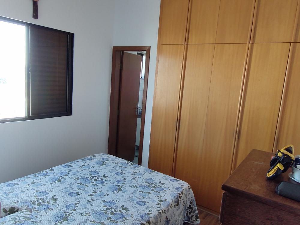 Apartamento à venda com 3 quartos, 77m² - Foto 12