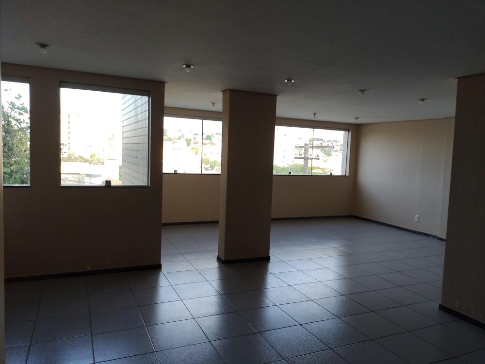 Apartamento à venda com 3 quartos, 77m² - Foto 19