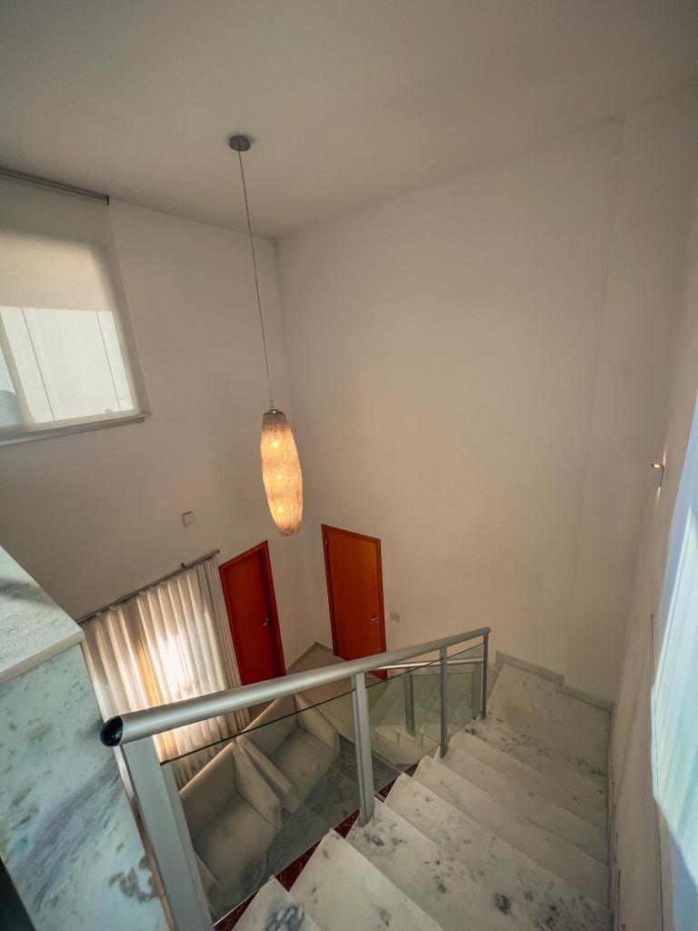 Casa à venda com 3 quartos, 180m² - Foto 4