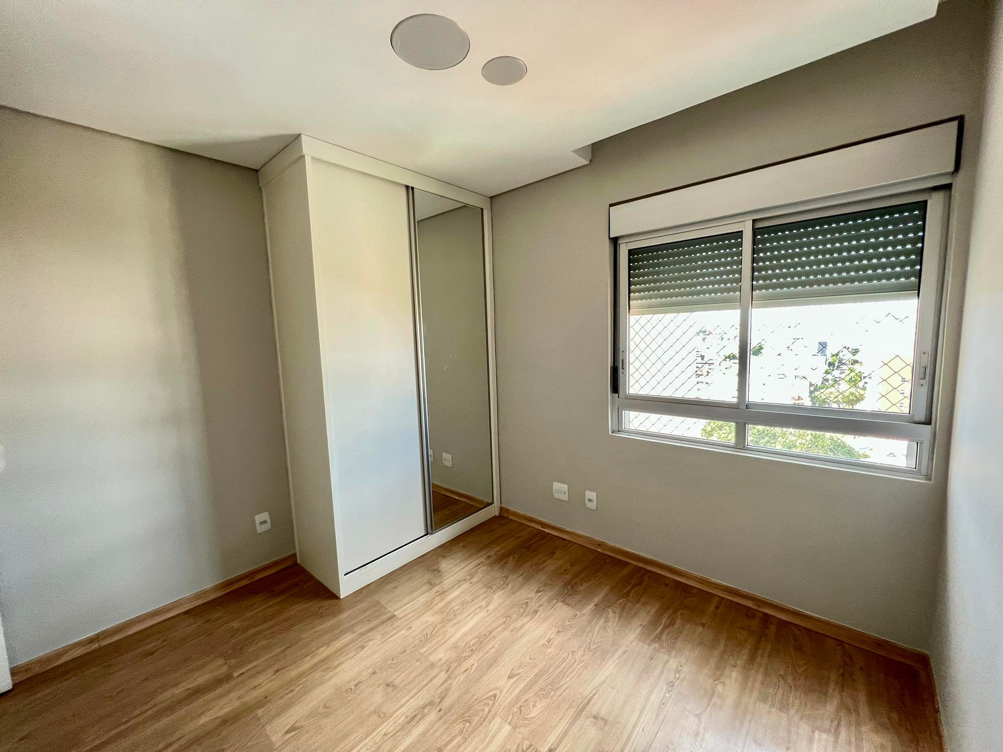 Apartamento à venda com 4 quartos, 115m² - Foto 11