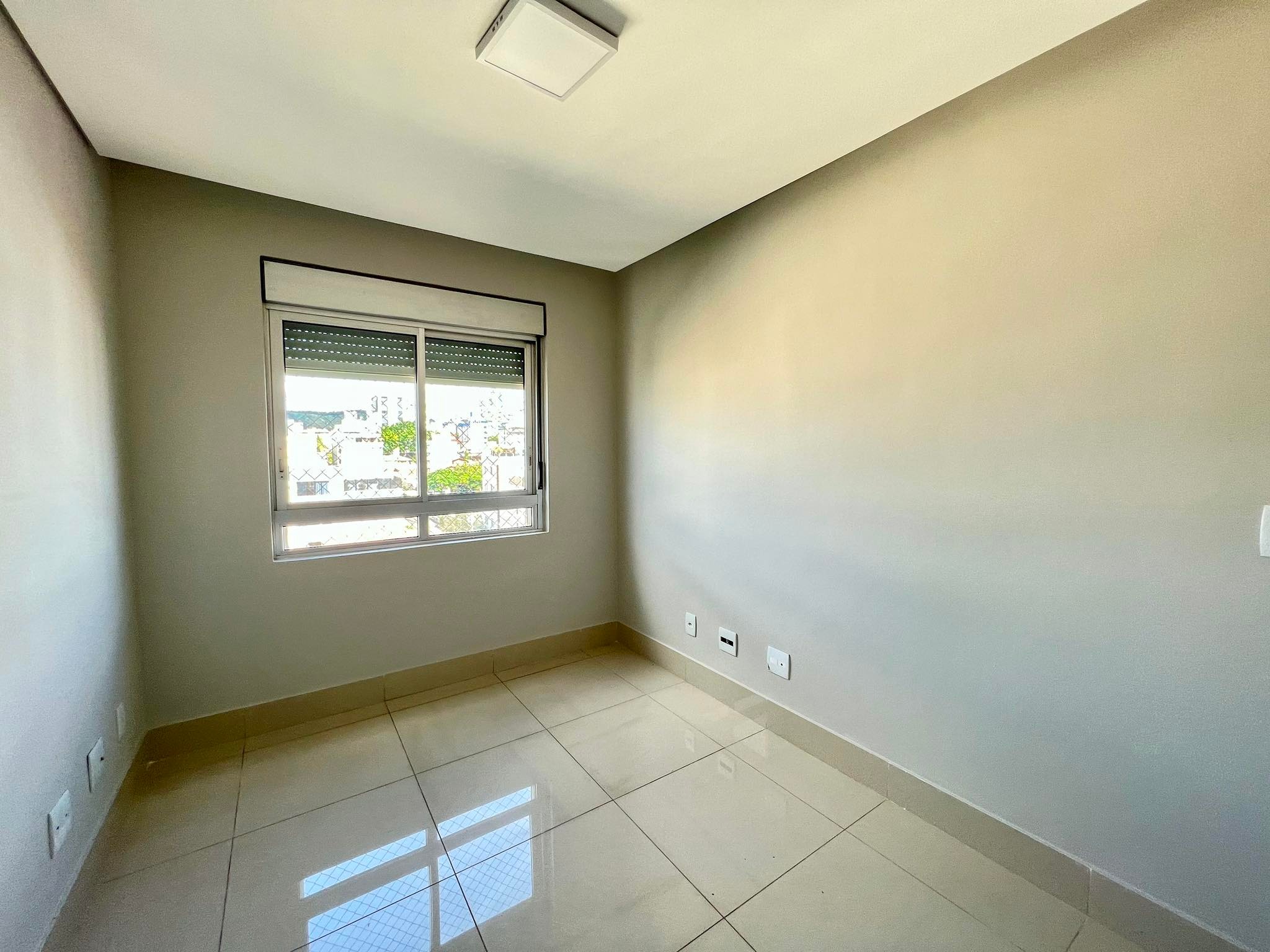 Apartamento à venda com 4 quartos, 115m² - Foto 14